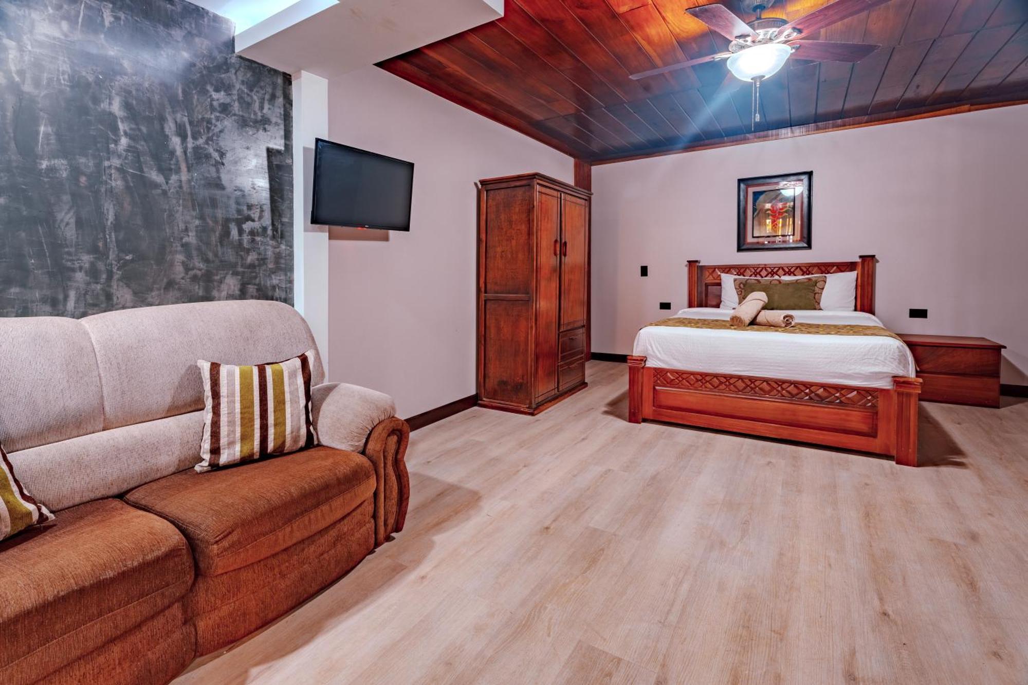 Hotel Villa Florencia Turrialba Habitación foto