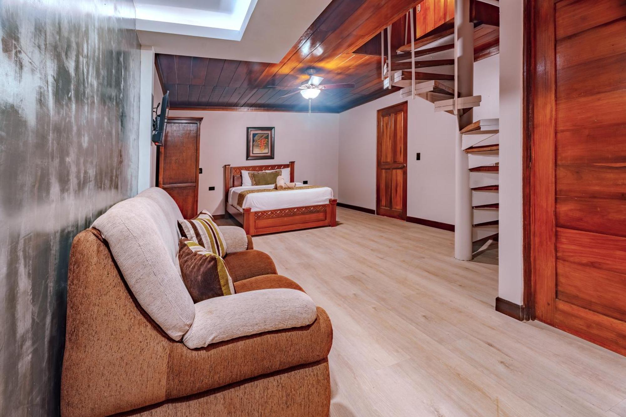 Hotel Villa Florencia Turrialba Habitación foto
